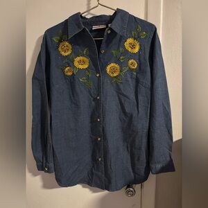 Quacker Factory Denim Shirt XXS Sunflower Embroidered Button Front